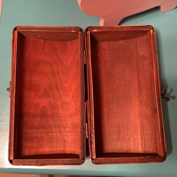 Vintage wooden box purse - Picture 4 of 9